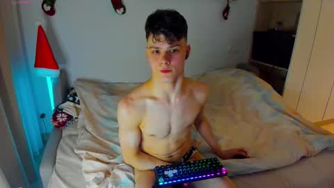 Aiden Sensual online show from January 14, 2:55 pm