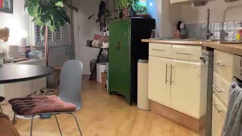 Spicyla online show from February 5, 6:56 pm