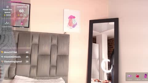 Ailyn online show from December 1, 10:37 pm