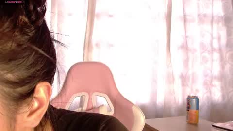 Snapshot of aiilynn_1 chatting on July 15, 10:04 pm Ailyn online show from July 15, 10:04 pm
