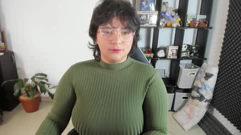 Catalina online show from February 5, 12:38 pm