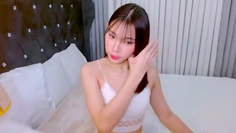 aiko_pleasure online show from December 15, 2:32 pm