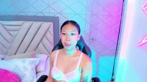 Snapshot of aikolee_ chatting on September 20, 5:41 am AikoLee online show from September 20, 5:41 am