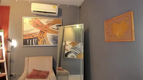 Alisson online show from April 15, 7:43 pm