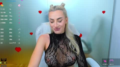 Allie  online show from October 4, 7:17 am