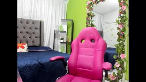 Ailen online show from March 7, 12:13 pm