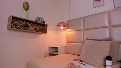 Aily Yozuko online show from February 5, 10:19 am