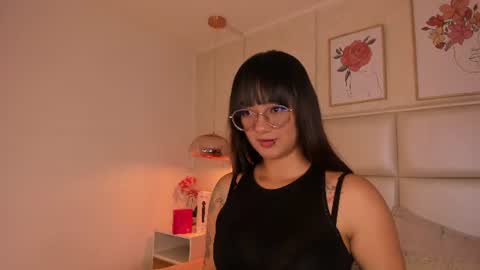 Snapshot of aily_yozuko chatting on June 18, 2:34 am Aily Yozuko online show from June 18, 2:34 am