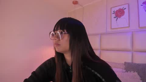 Snapshot of aily_yozuko chatting on June 20, 2:36 am Aily Yozuko online show from June 20, 2:36 am