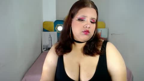 ailyn_rosendo online show from February 5, 2:51 am