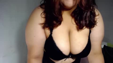 ailyn_rosendo online show from February 28, 3:26 am