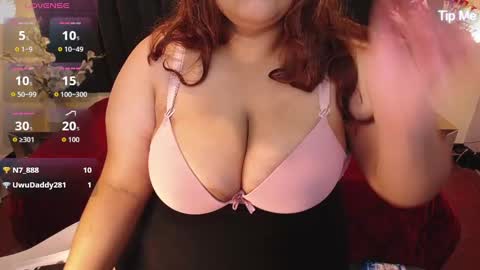 Snapshot of ailyn_rouss chatting on November 12, 2:23 am Ailyn rouss online show from November 12, 2:23 am