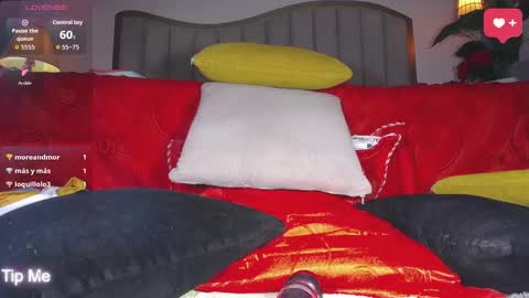 Ailyn rouss online show from March 26, 5:40 pm