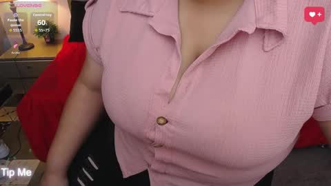 Ailyn rouss online show from March 29, 1:44 pm