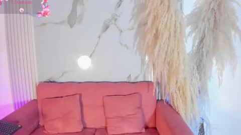 Ailyn online show from October 18, 6:16 am