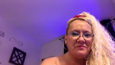 Snapshot of aim2pleaze2024 chatting on January 1, 11:38 am Aimhigher online show from January 1, 11:38 am