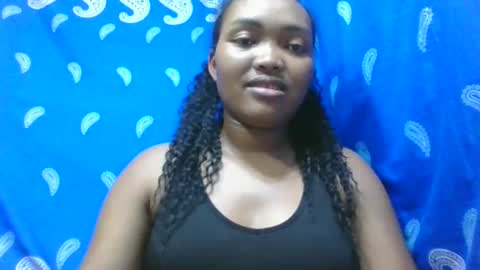 Snapshot of aimealdy chatting on April 25, 1:41 pm aimealdy online show from April 25, 1:41 pm