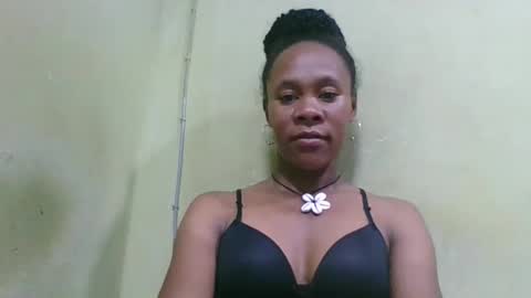 aimee982179 online show from April 22, 6:42 pm