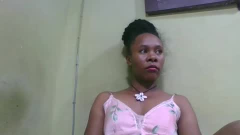 aimee982179 online show from April 23, 7:09 am