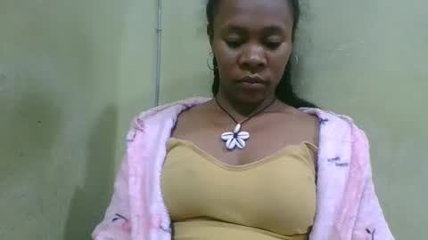 Snapshot of aimee982179 chatting on May 30, 8:11 am aimee982179 online show from May 30, 8:11 am