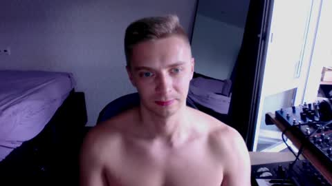 Snapshot of aintwefunkin chatting on May 24, 1:49 pm free your mind and your ass will follow online show from May 24, 1:49 pm