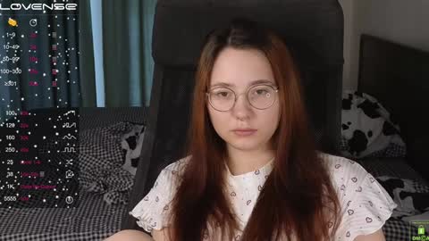 Snapshot of airyhill chatting on January 8, 9:00 am airyhill online show from January 8, 9:00 am