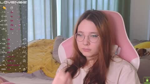 Snapshot of airyhill chatting on January 17, 11:27 am airyhill online show from January 17, 11:27 am