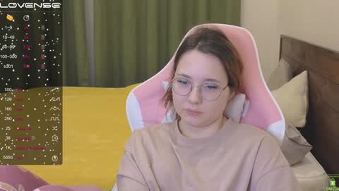 Snapshot of airyhill chatting on January 19, 6:32 pm airyhill online show from January 19, 6:32 pm