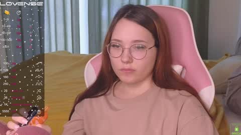 Snapshot of airyhill chatting on January 20, 11:24 am airyhill online show from January 20, 11:24 am