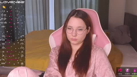 Snapshot of airyhill chatting on January 22, 8:07 am airyhill online show from January 22, 8:07 am