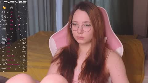 Snapshot of airyhill chatting on January 29, 8:29 am airyhill online show from January 29, 8:29 am