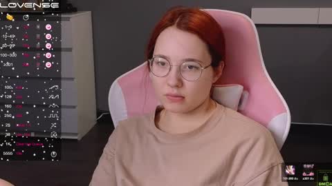 Snapshot of airyhill chatting on February 17, 1:32 pm airyhill online show from February 17, 1:32 pm