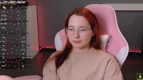 Snapshot of airyhill chatting on February 18, 4:37 pm airyhill online show from February 18, 4:37 pm