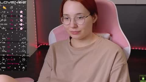 Snapshot of airyhill chatting on February 18, 7:41 pm airyhill online show from February 18, 7:41 pm