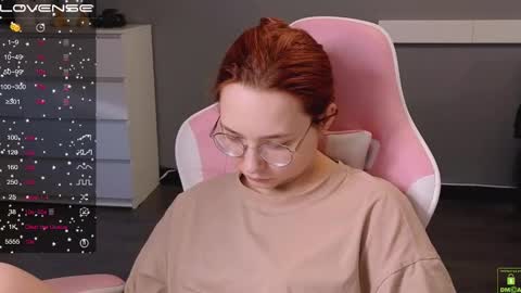 Snapshot of airyhill chatting on February 20, 12:36 pm airyhill online show from February 20, 12:36 pm