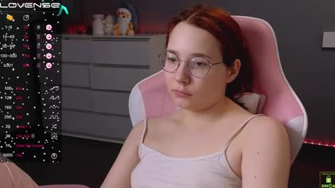 Snapshot of airyhill chatting on February 22, 7:14 pm airyhill online show from February 22, 7:14 pm