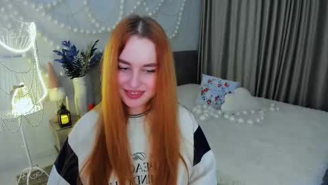 Louise online show from December 19, 2:07 am