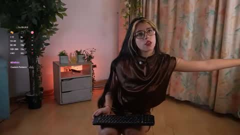 Snapshot of aisha_bx chatting on July 16, 1:50 pm Aisha online show from July 16, 1:50 pm