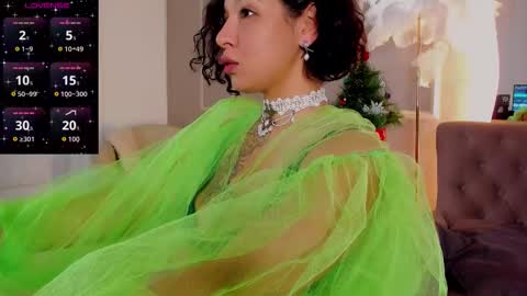 Aisha online show from December 18, 5:57 am