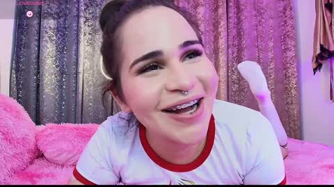 Ash             INDEPENDET MODEL  online show from December 15, 8:52 am