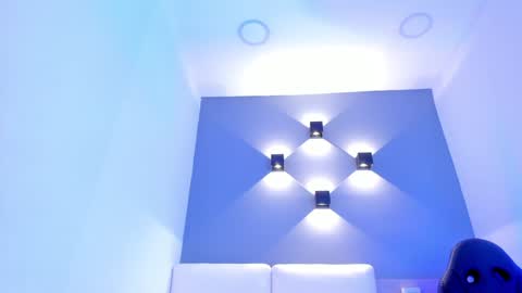 Aisha online show from December 31, 8:34 pm