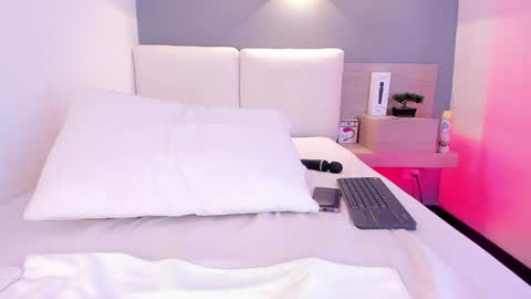 Aisha online show from January 26, 11:08 pm