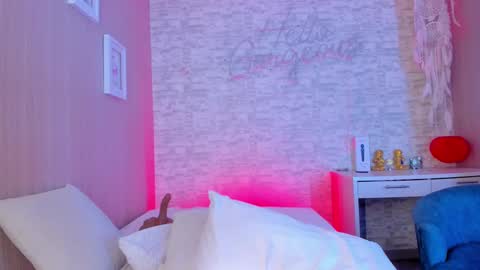 Aisha online show from February 23, 2:29 am