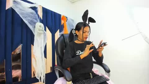 Snapshot of aisha_hotts777 chatting on November 1, 11:07 pm Aisha online show from November 1, 11:07 pm