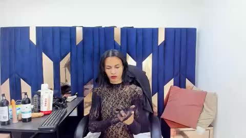 Snapshot of aisha_hotts777 chatting on November 19, 4:34 am Aisha online show from November 19, 4:34 am