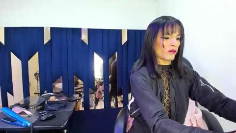 Aisha online show from April 25, 3:20 am