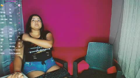 Snapshot of aisha_stacey0410 chatting on March 5, 2:57 am aisha_stacey0410 online show from March 5, 2:57 am