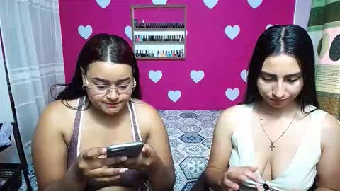aisha_stacey0410 online show from February 25, 4:16 pm