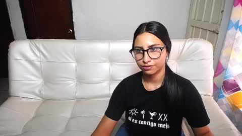 Snapshot of aisha_stacey0410 chatting on March 30, 5:03 pm aisha_stacey0410 online show from March 30, 5:03 pm
