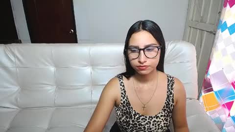 Snapshot of aisha_stacey0410 chatting on April 5, 3:09 pm aisha_stacey0410 online show from April 5, 3:09 pm